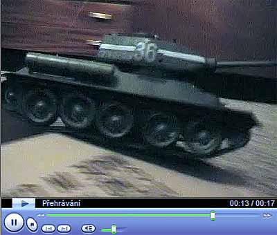 jízda modelu tanku T-34 (25,8 MB)